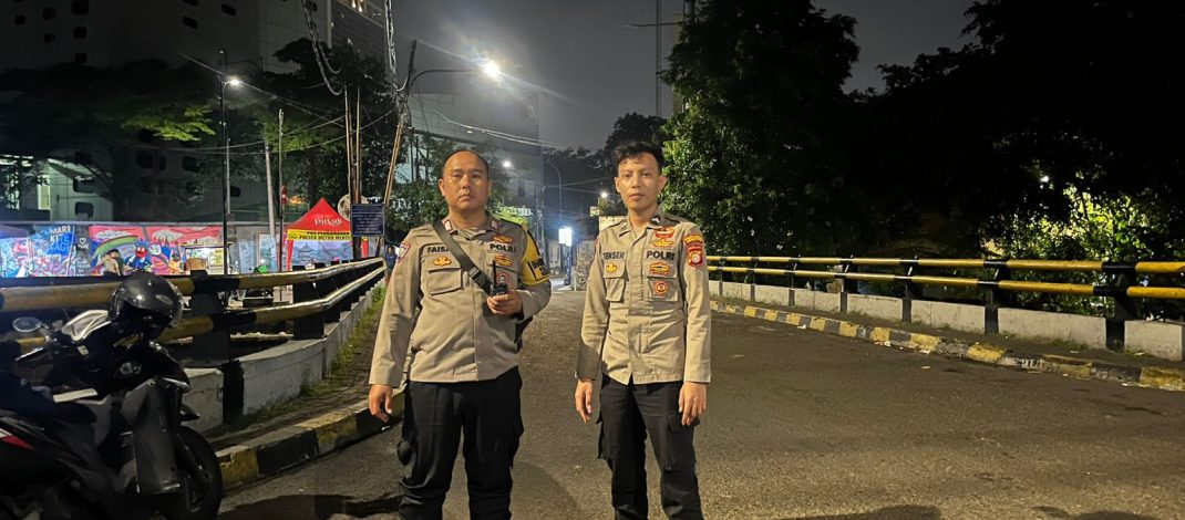 Patroli Dini Hari, Antisipasi Gangguan Kamtibmas di Jembatan Kernolong